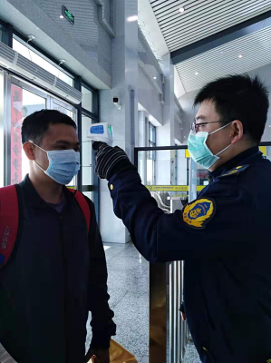 客运站场值班人员 (1).jpg