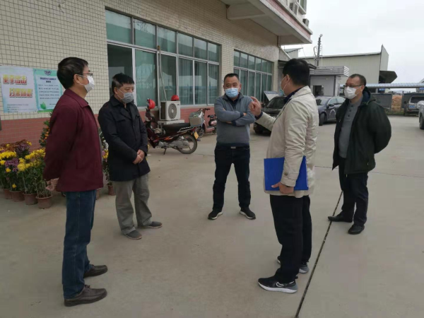 区交通运输局检查交通在建项目.jpg