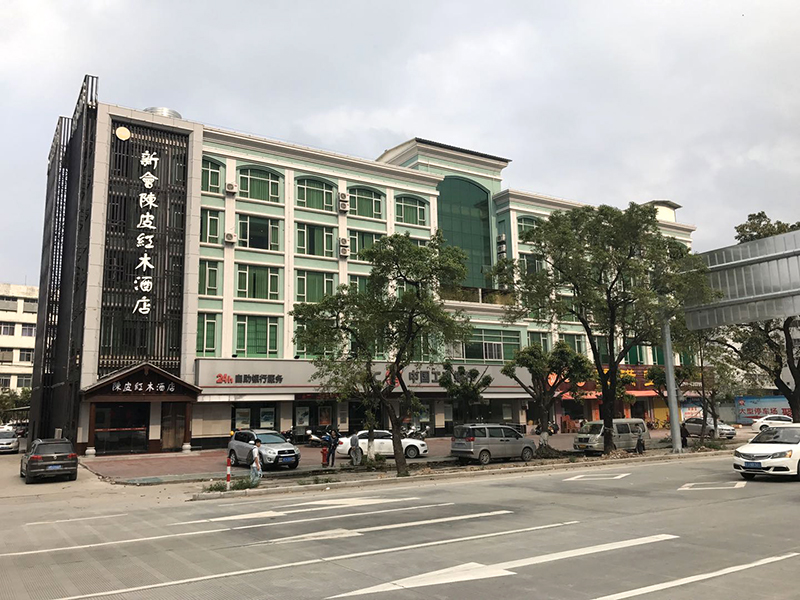 酒店正面图 拷贝.jpg