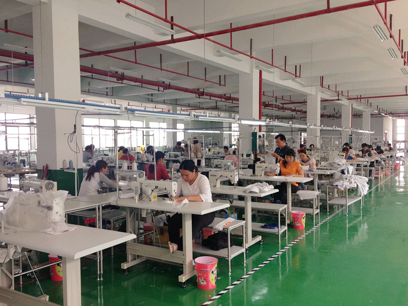 5.新会-宁明粤桂扶贫协作扶贫车间工人工作情况_副本.jpg