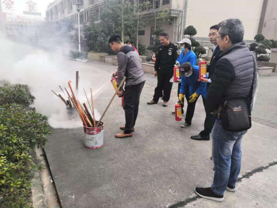 三和苑消防应急演练简报226.png