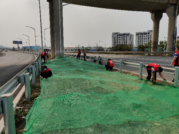 05 加强在建工程绿网覆盖，防止扬尘.jpg