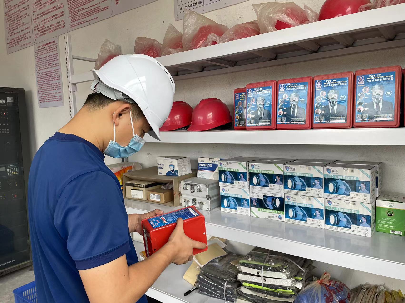 11.对企业开展消防检查.jpg