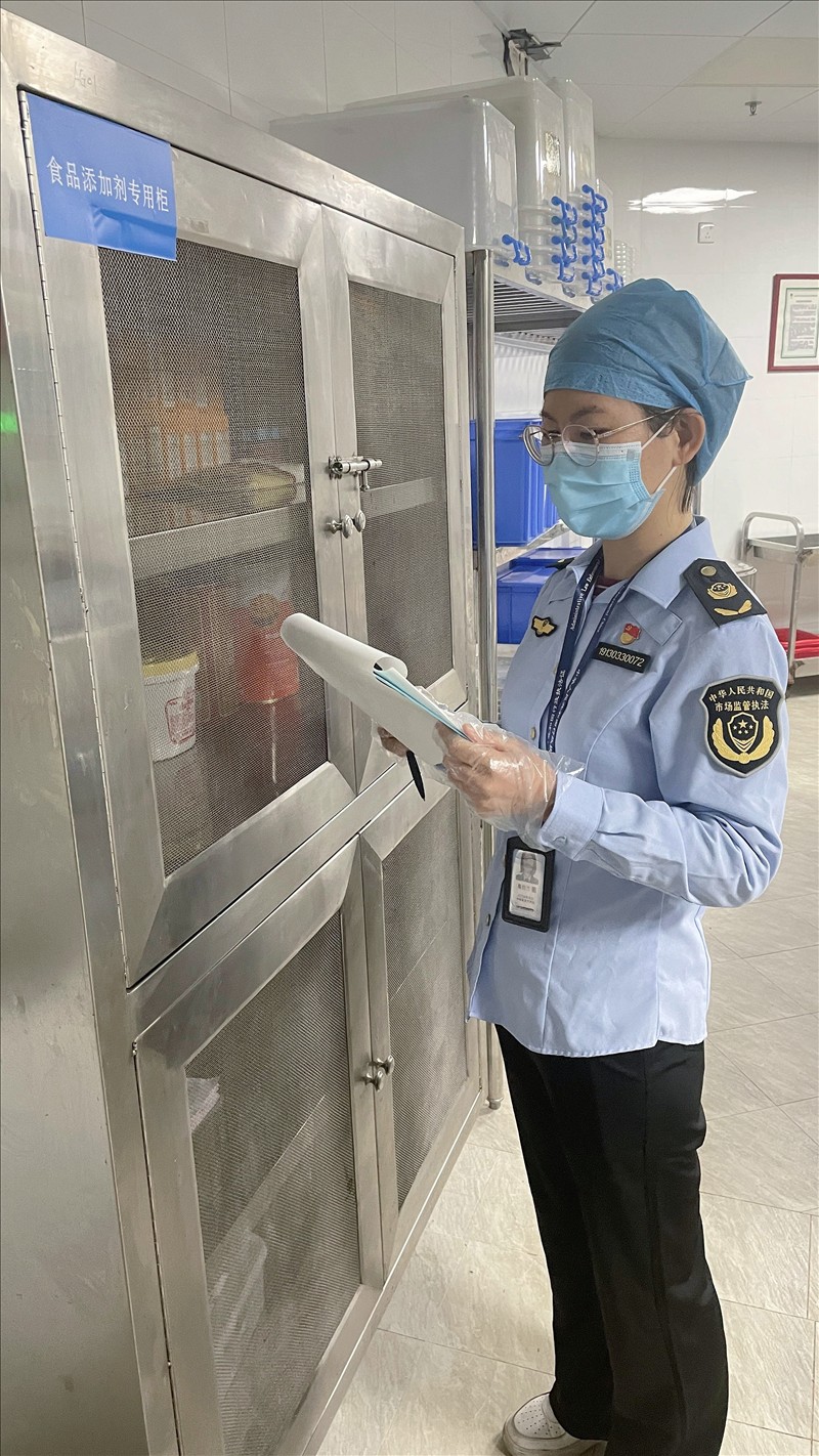 陈洁兰.jpg