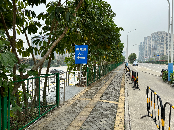 停车场1.jpg