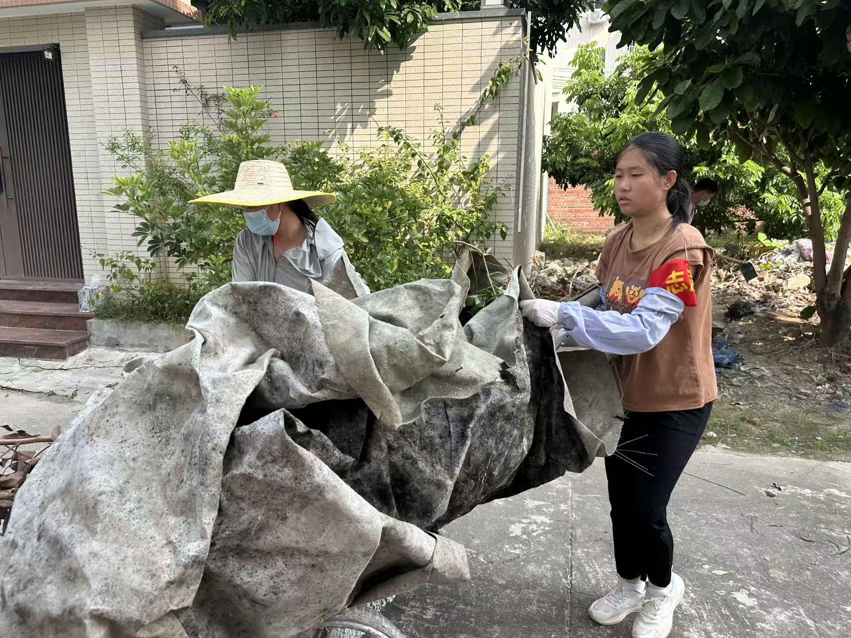 微信图片_20251021161558_656_438.jpg
